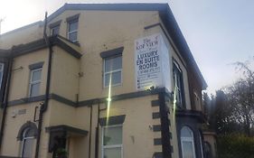 The Kop View Guest House Liverpool United Kingdom
