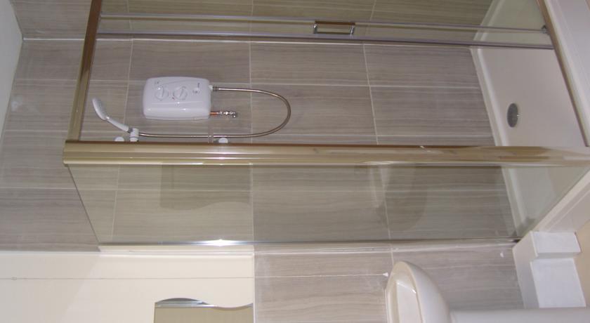 The Kop View Hotel Liverpool Room photo