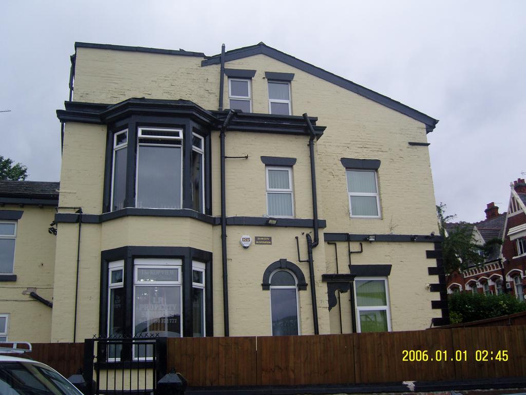 The Kop View Hotel Liverpool Exterior photo